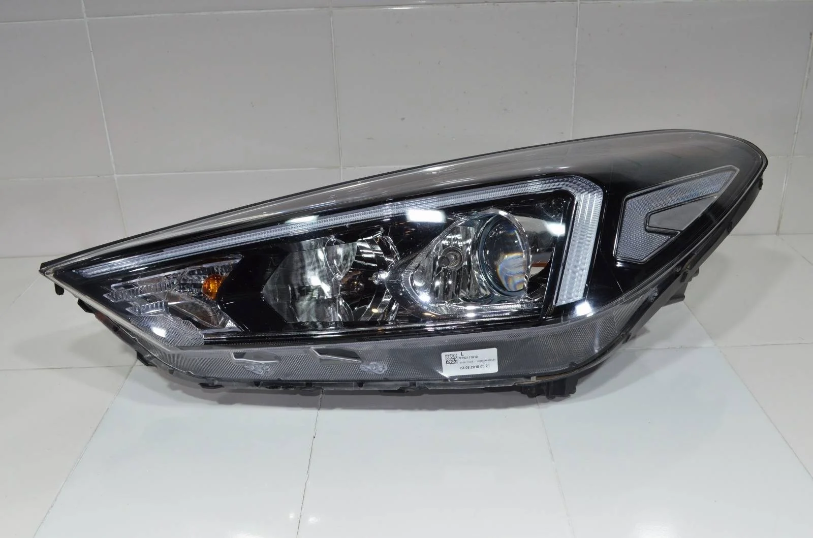 Фара Hyundai Tucson 2018+ 92101D7600 TL, левая