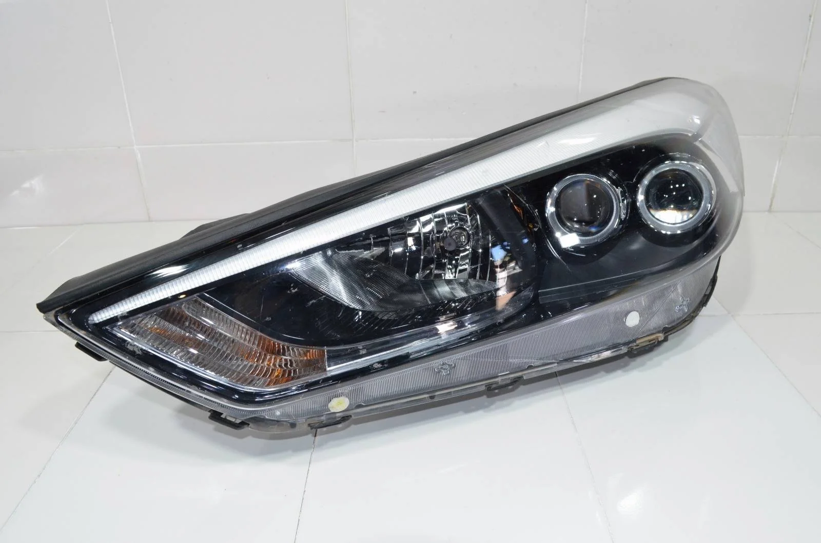 Фара Hyundai Tucson 2015+ 92101D7200 TL, левая