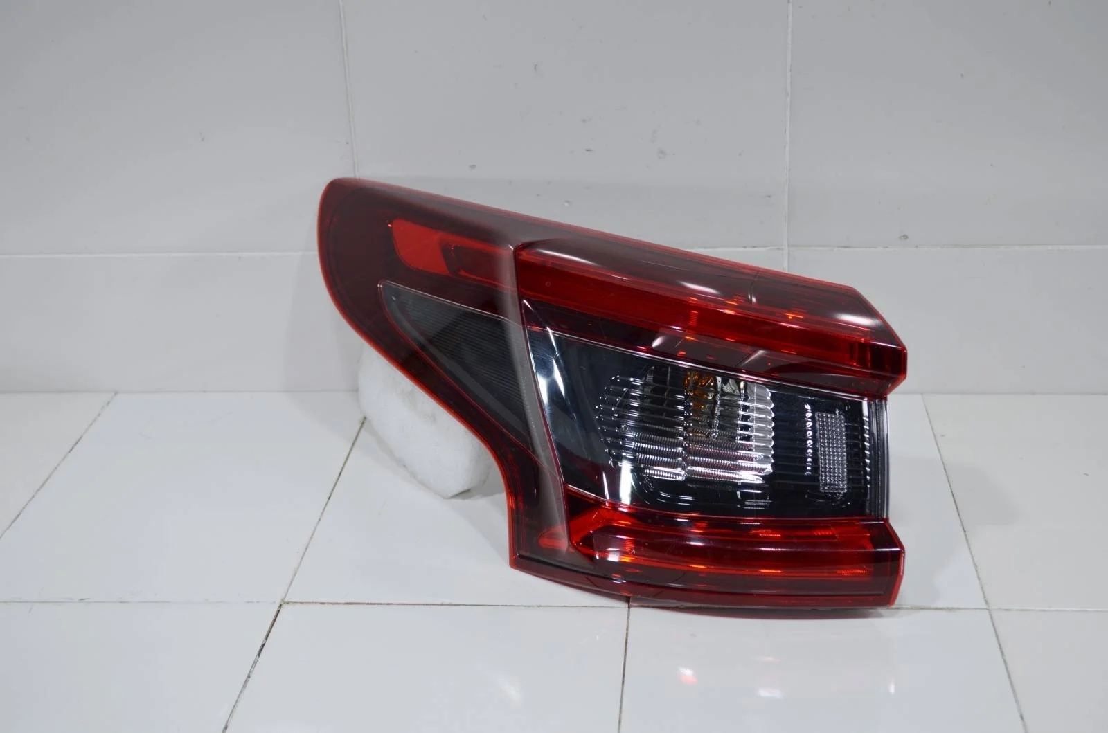 Фонарь NISSAN QASHQAI 2017+ 26555HV00A J11, левый