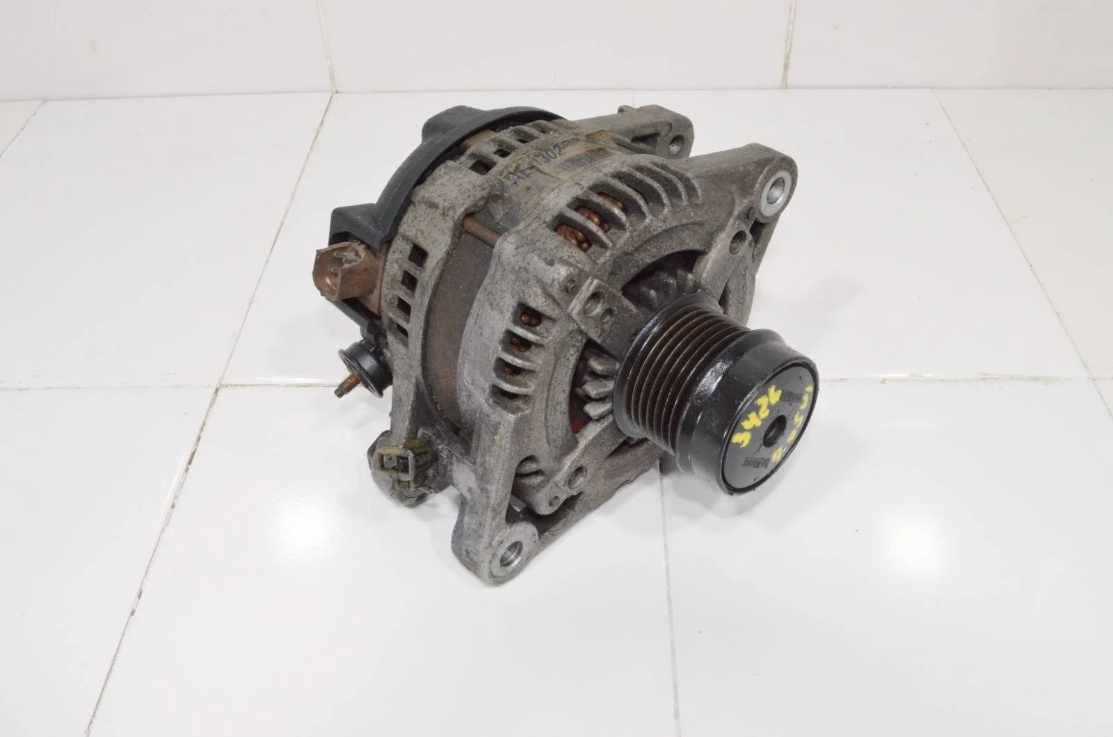 Генератор TOYOTA SIENNA 2003+ 270600P241 2