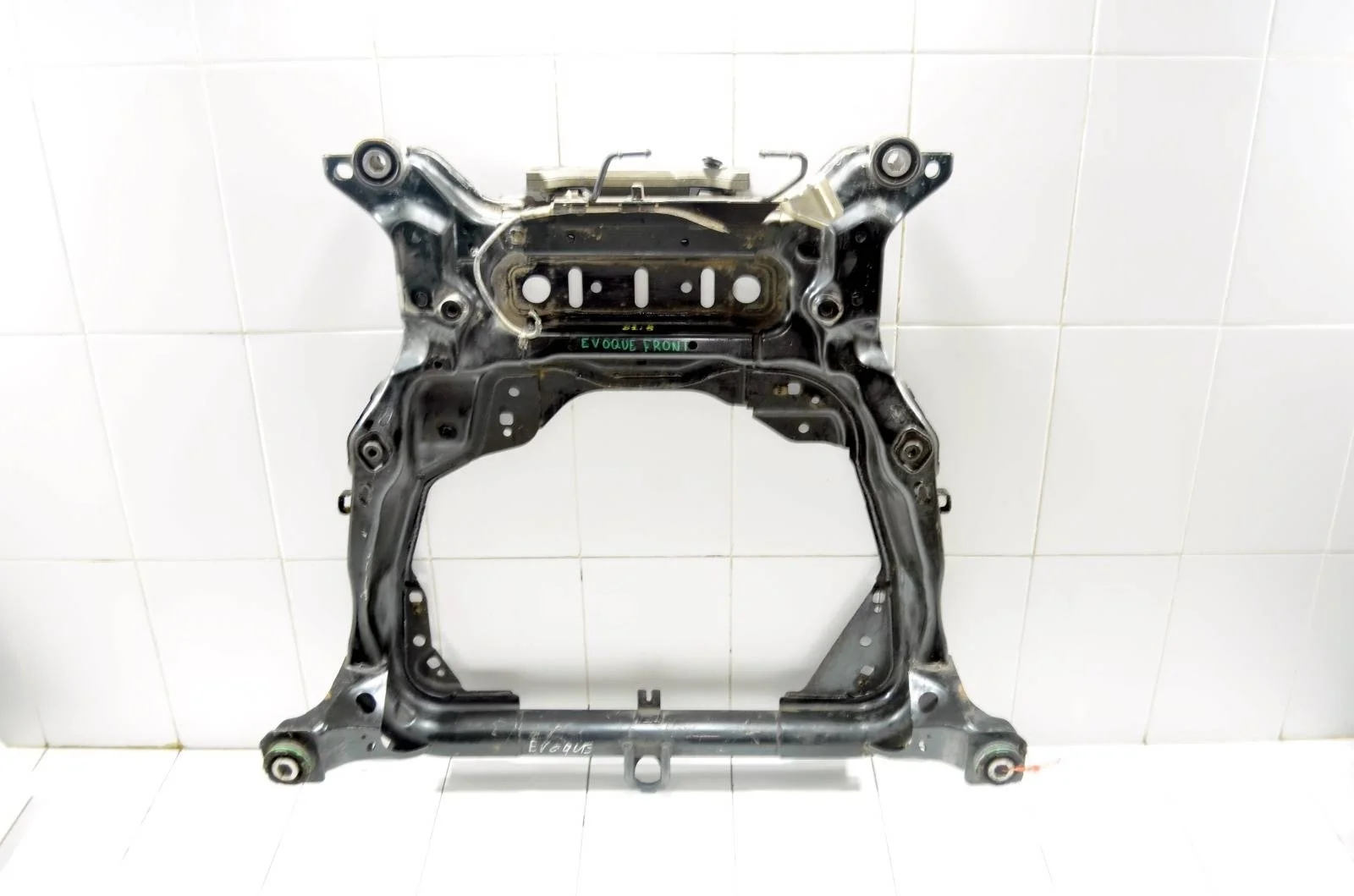 Подрамник LAND ROVER RANGE ROVER EVOQUE LR041717 L538, передний