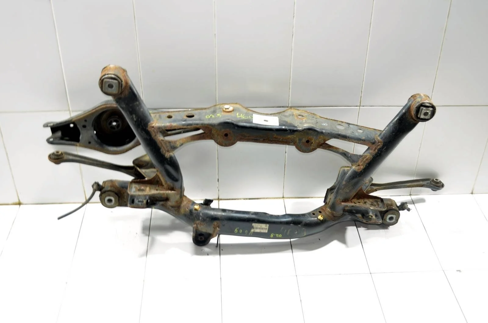 Подрамник Audi Q3 5N0505235L 8UB, задний