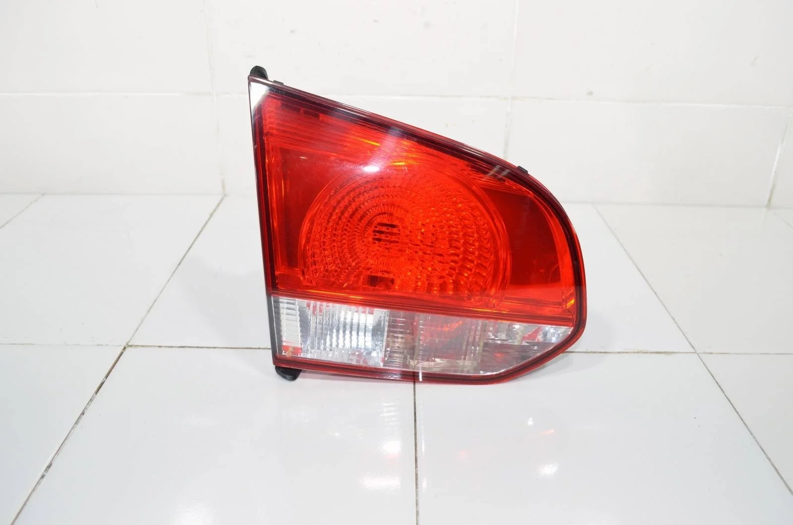 Фонарь VOLKSWAGEN GOLF 2008-2012 5K0945093G 6, левый