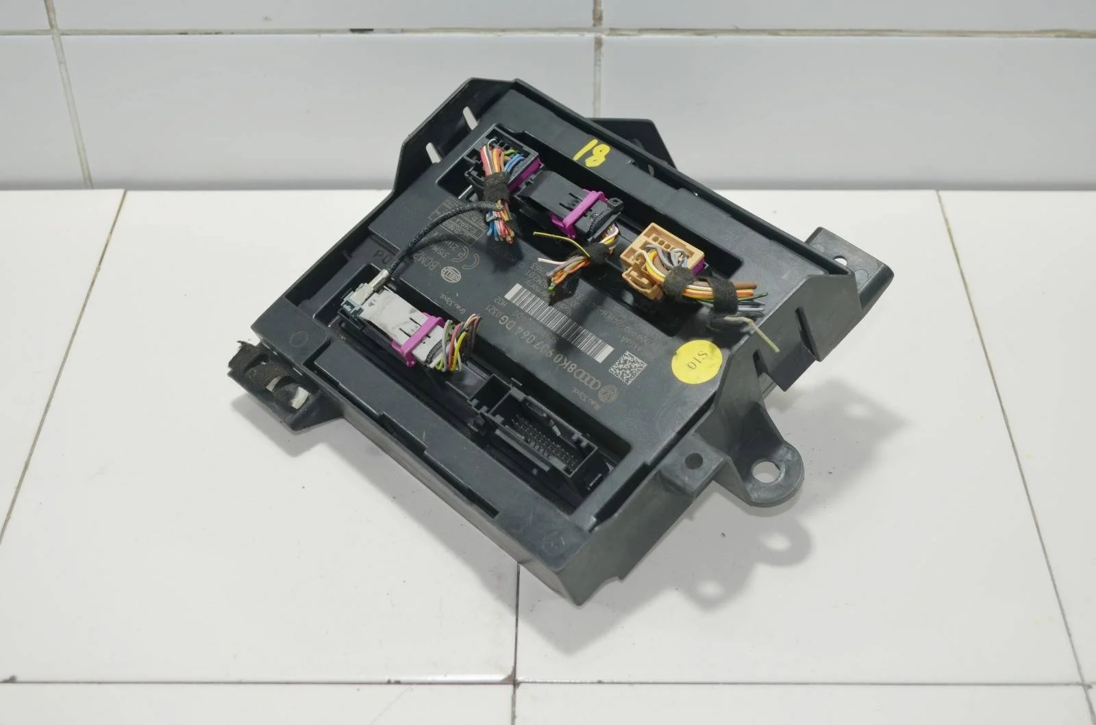 Блок комфорта AUDI A4 8K0907064DG B8