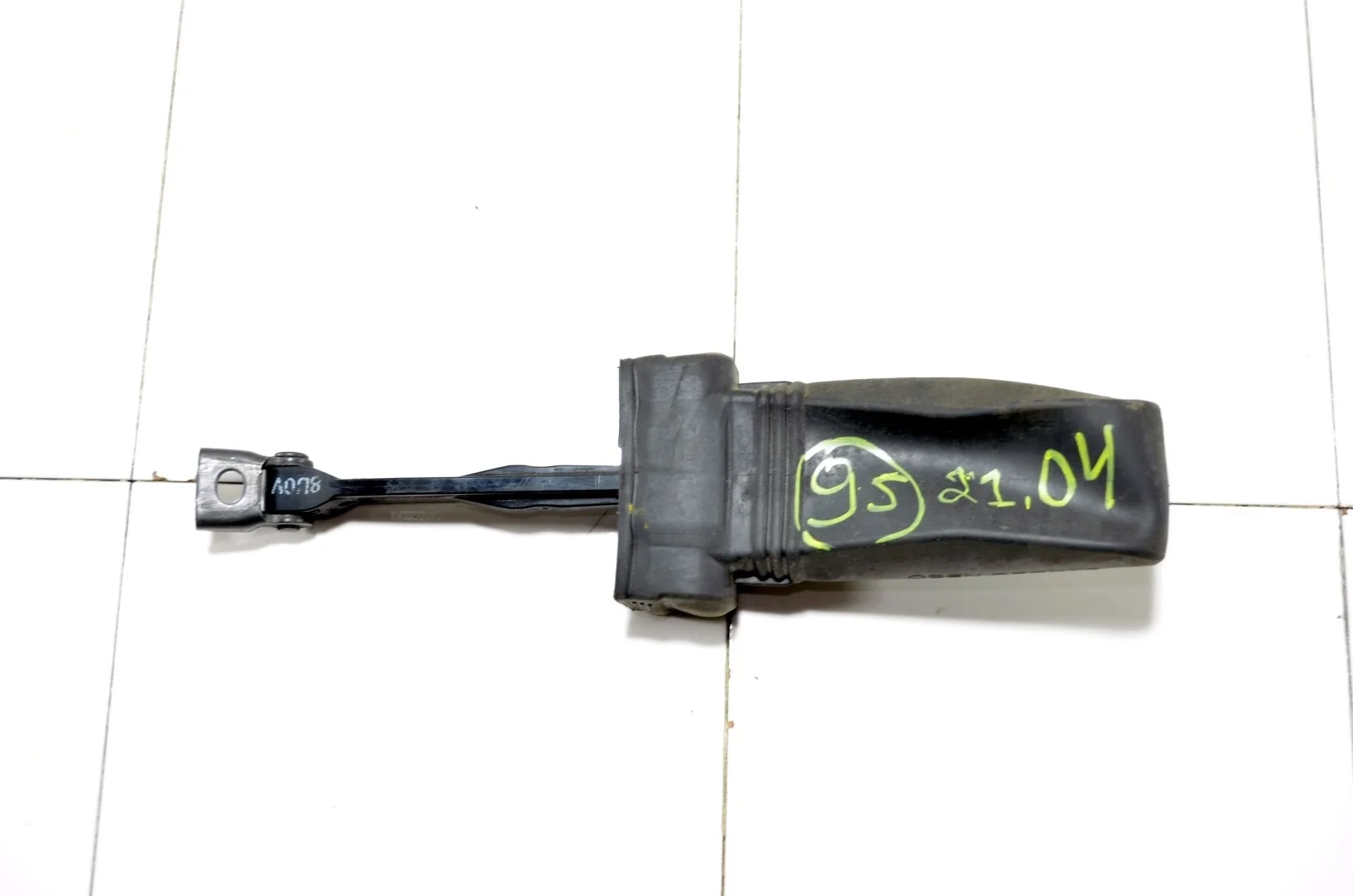 Ограничитель двери AUDI Q3 2015 8U0839249C 8U