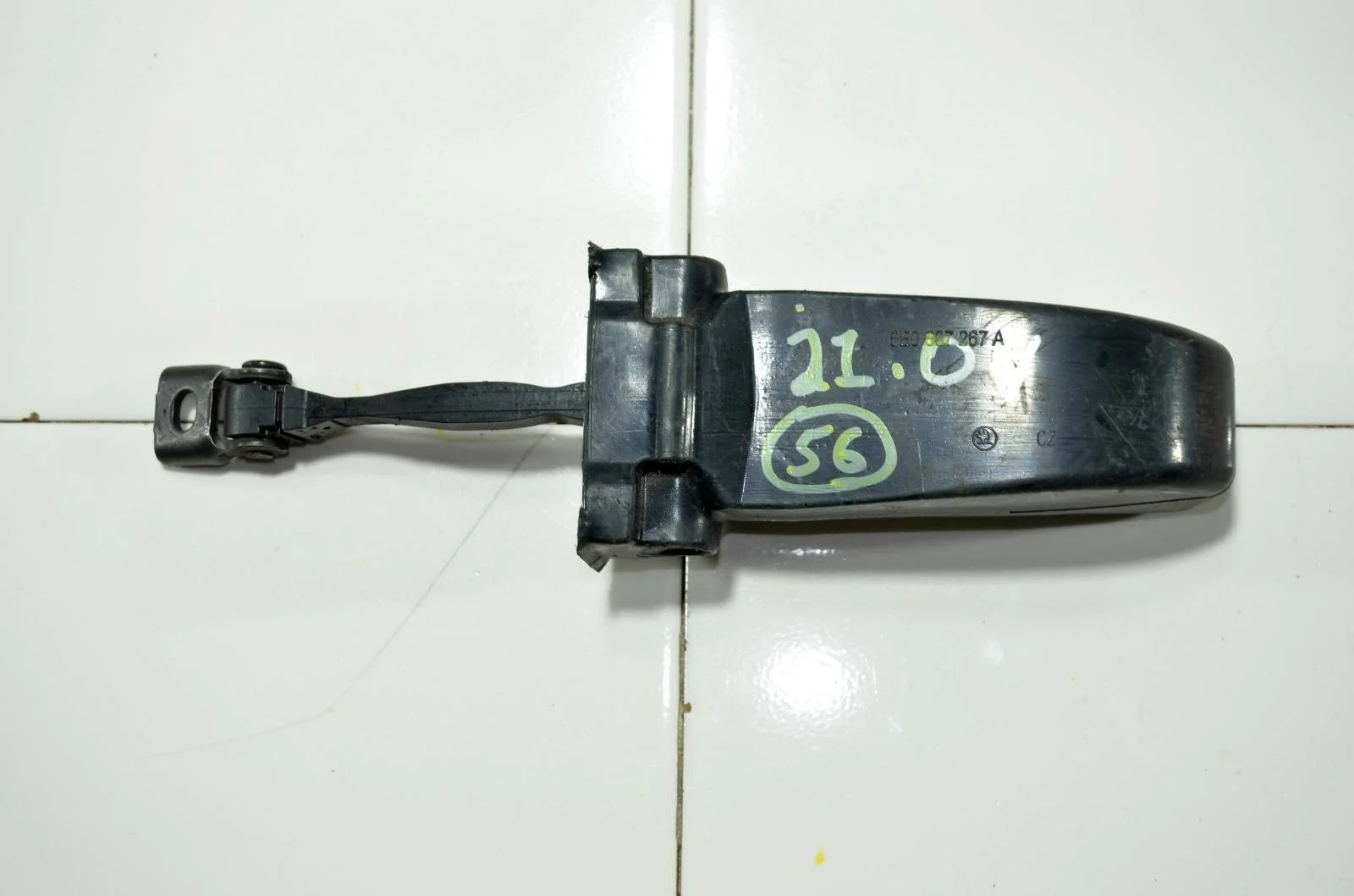 Ограничитель двери SKODA OCTAVIA 2015 5E0837249 A7, передний