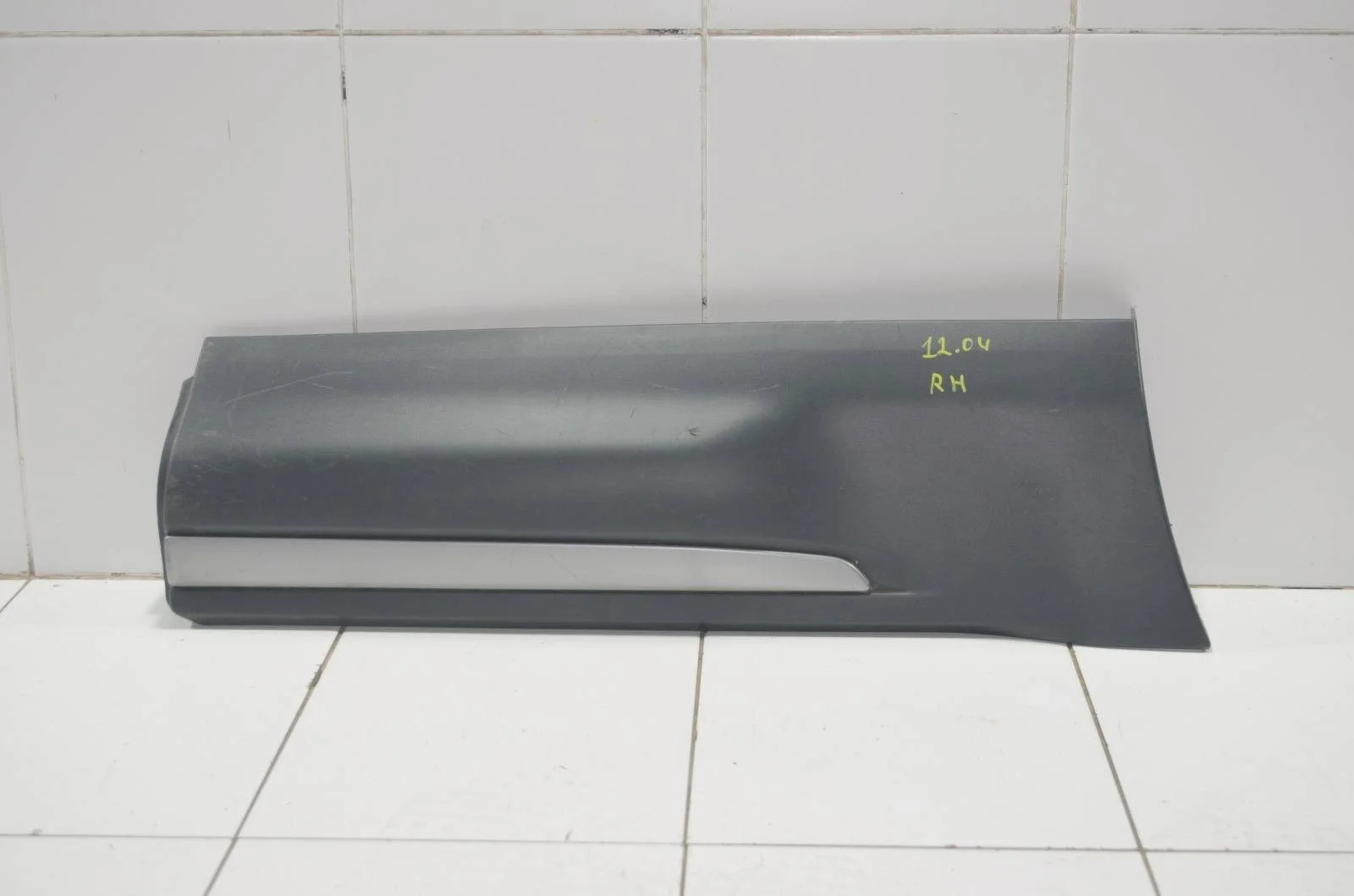 Накладка двери Land Rover RANGE ROVER EVOQUE LR079522 L538, задняя правая