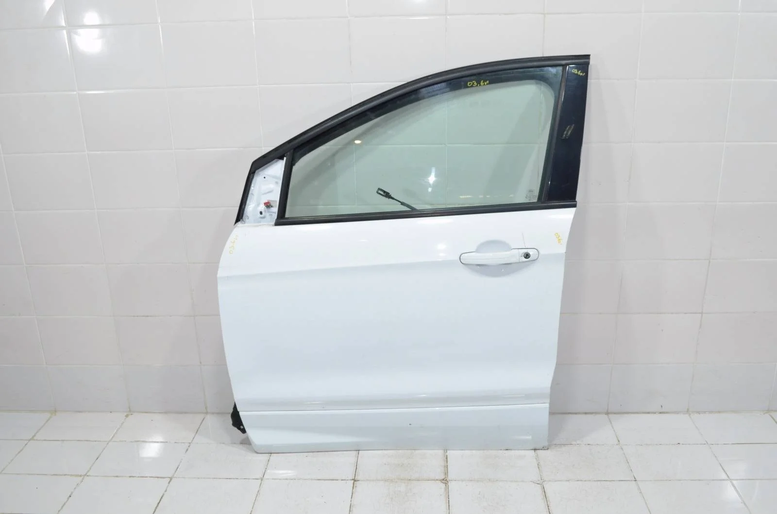 Дверь Ford Kuga 2012+ 2104320 CBS, передняя левая