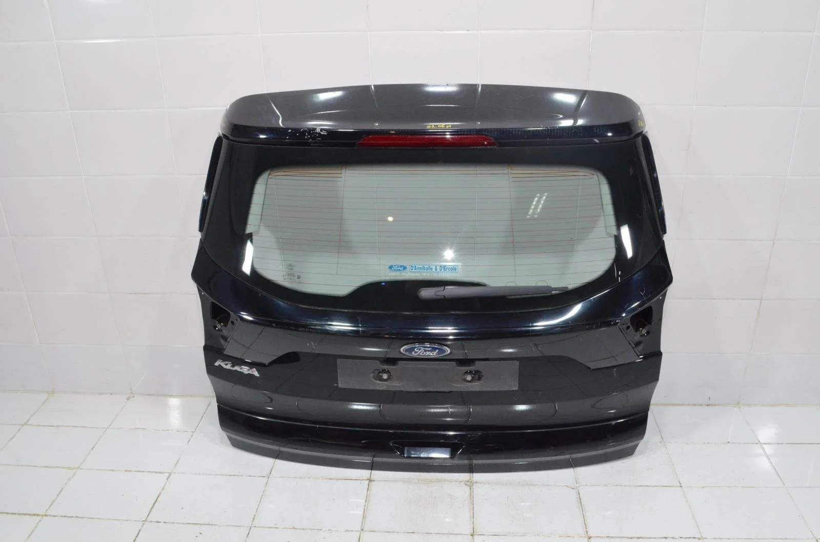 Крышка багажника Ford Kuga 2016+ 2387360 CBS