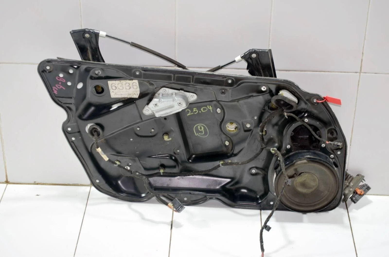 Стеклоподъемник VOLKSWAGEN PASSAT 2007 3C1837461H B6, передний левый