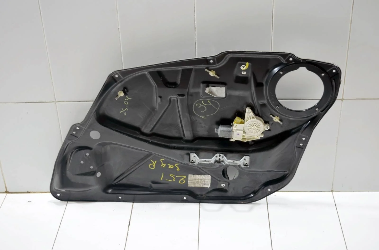 Стеклоподъемник MERCEDES-BENZ R-class 2005+ A2517302779 W251, задний правый