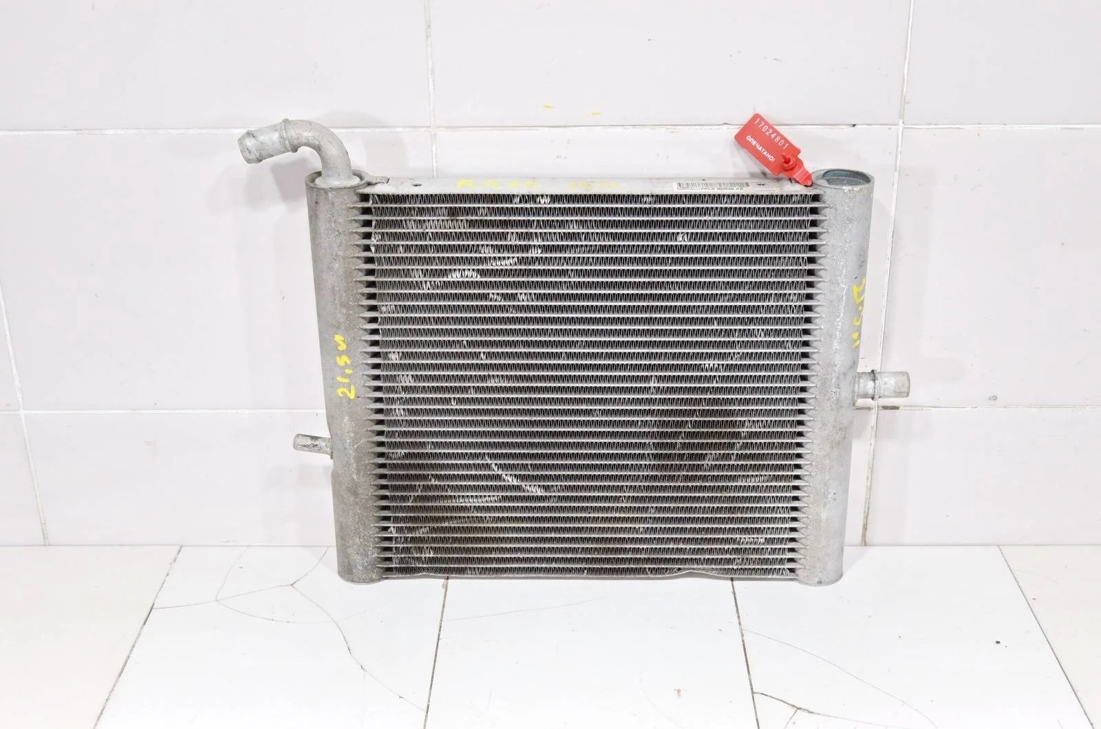 Радиатор дополнительный LAND ROVER RANGE ROVER SPORT 2013+ LR062670 L494