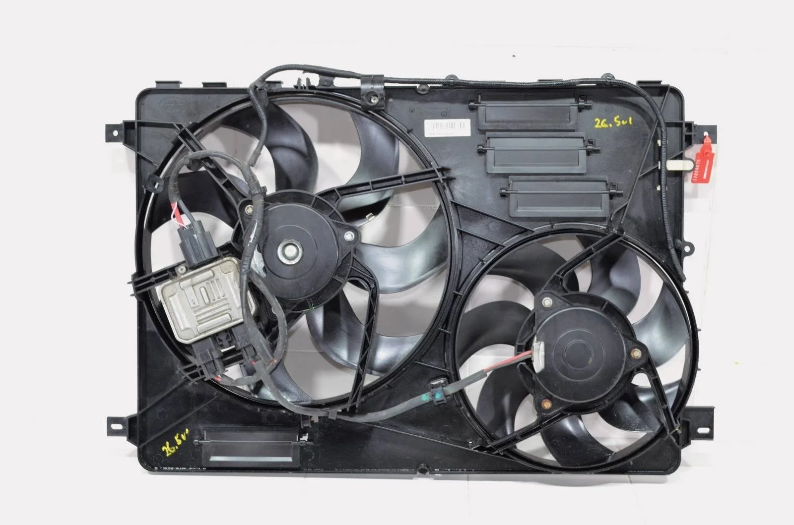 Диффузор в сборе Land Rover RANGE ROVER EVOQUE 2011-2018 BJ328C607AD L538