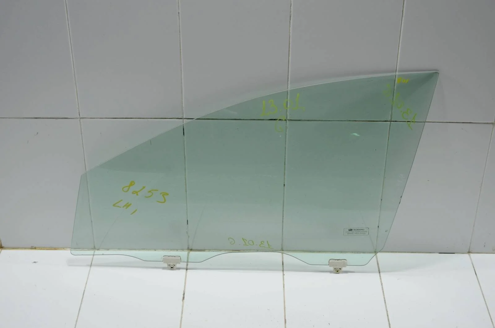 Стекло двери SUBARU TRIBECA 2004+ 61011XA03A B9, переднее левое