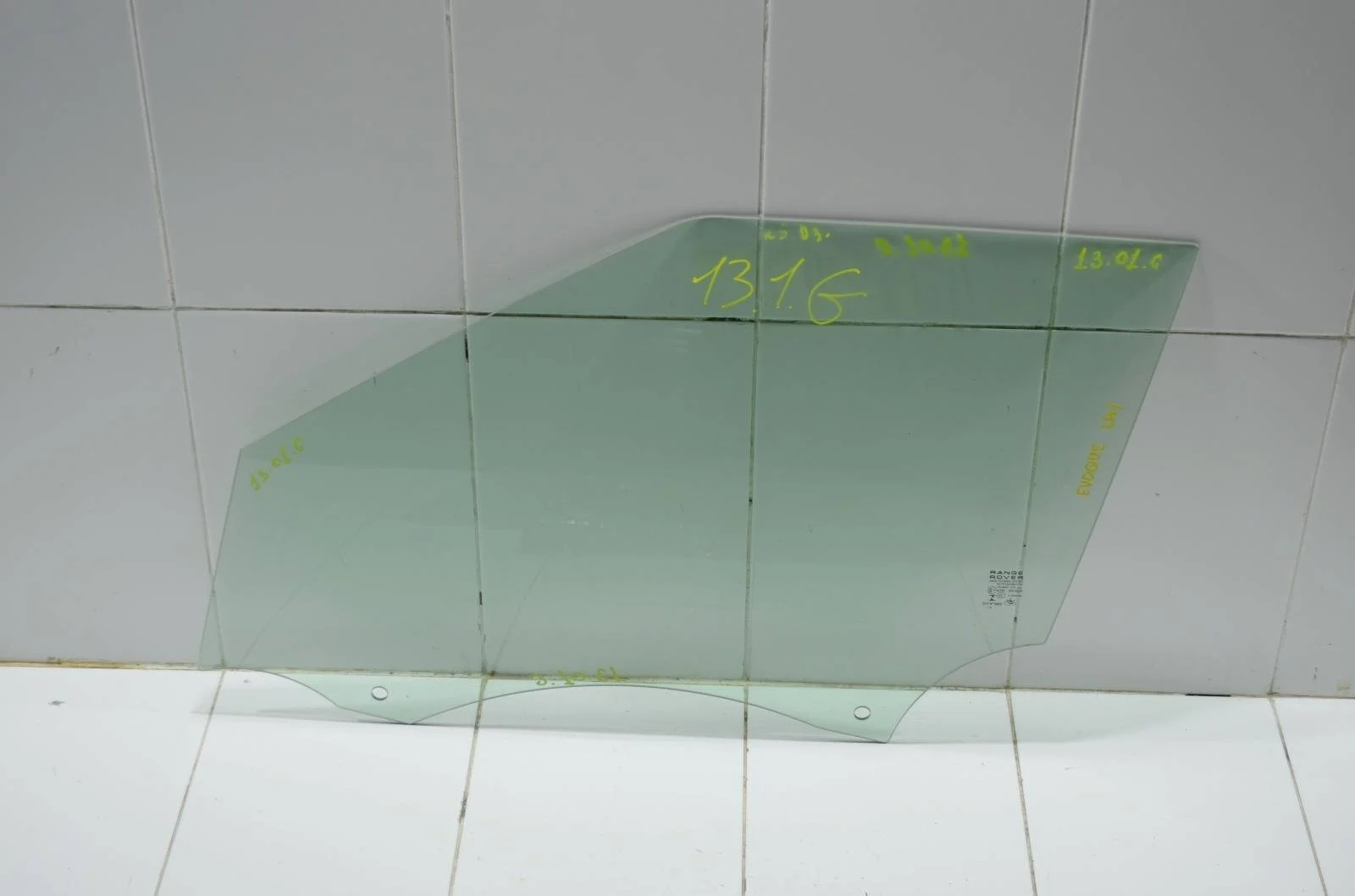 Стекло двери Land Rover RANGE ROVER EVOQUE 2012+ LR026303 L538, переднее левое