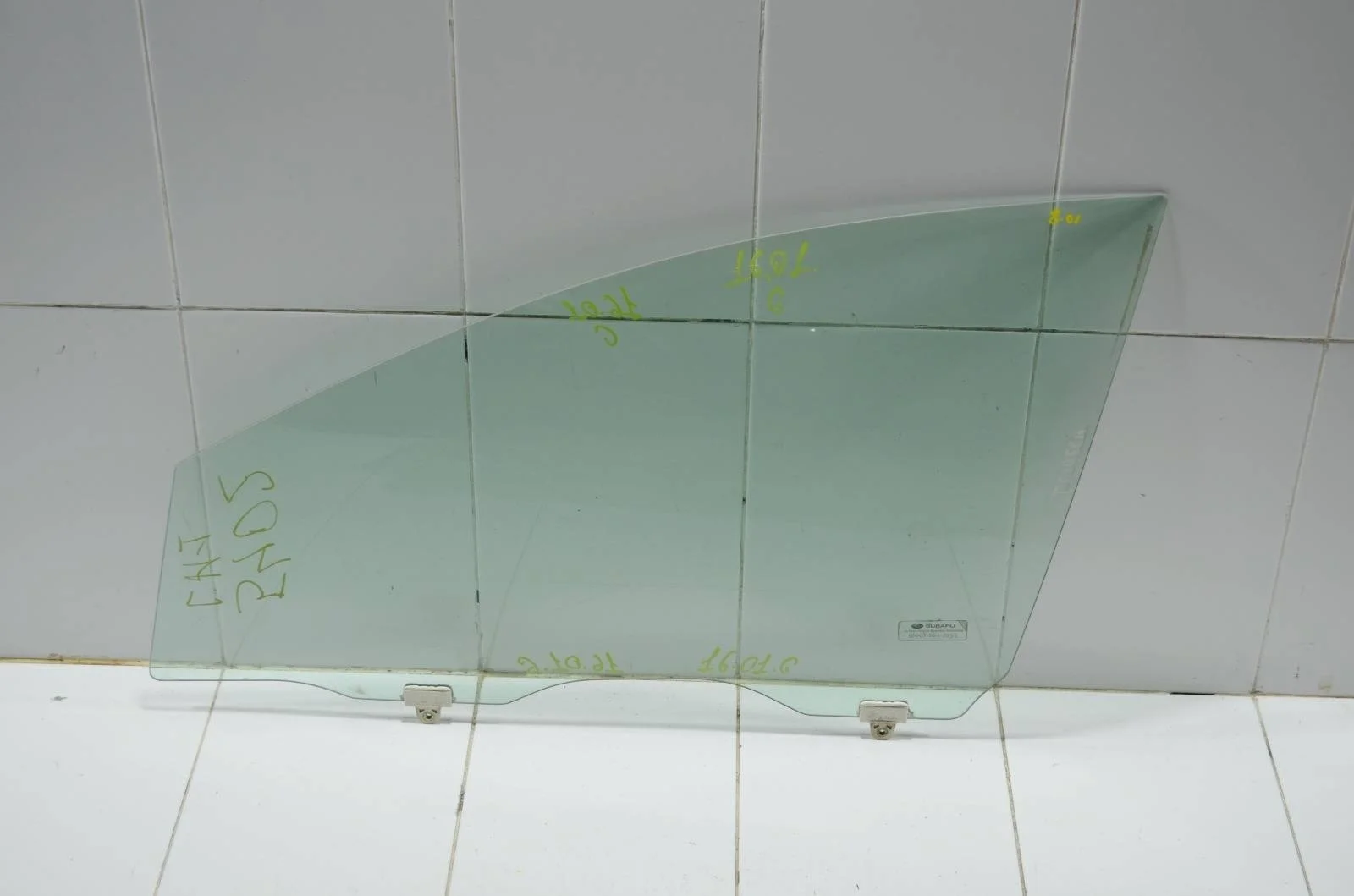 Стекло двери SUBARU TRIBECA 2004+ 61011XA03A B9, переднее левое