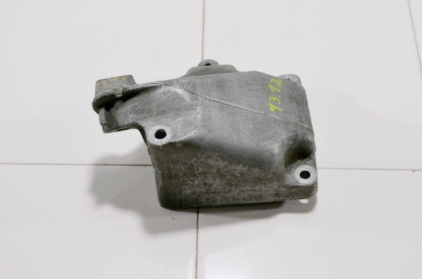 Кронштейн опоры ДВС MERCEDES-BENZ R-class A2722234104 W251, левый