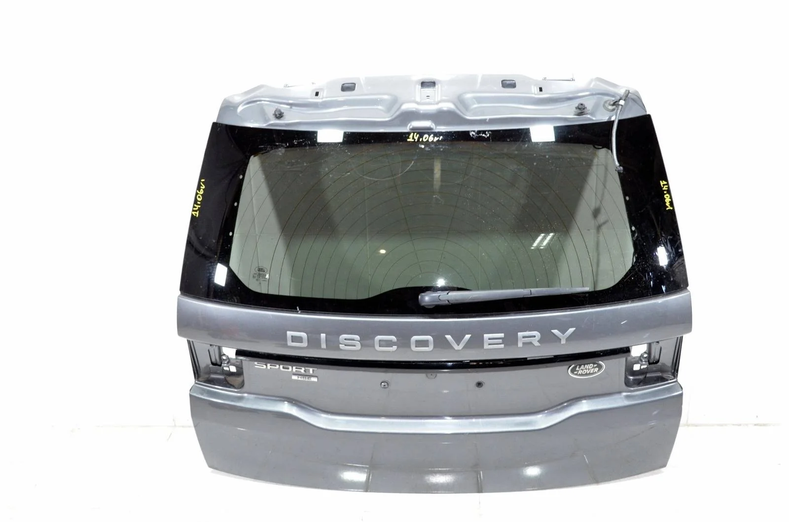 Крышка багажника LAND ROVER DISCOVERY SPORT 2015+ LR061391 L550