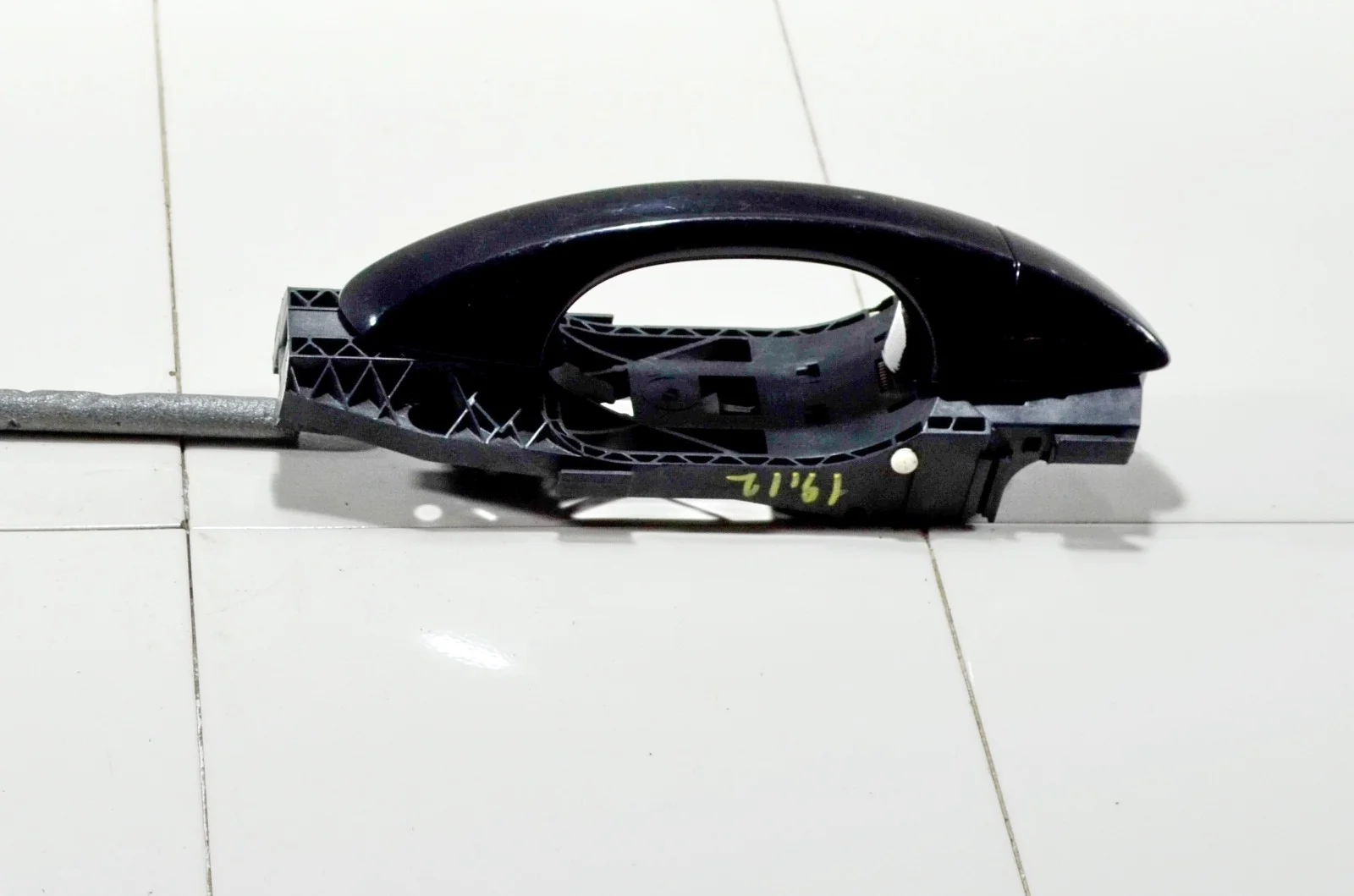 Ручка двери VOLKSWAGEN GOLF 5G0837206N 5G1, задняя правая