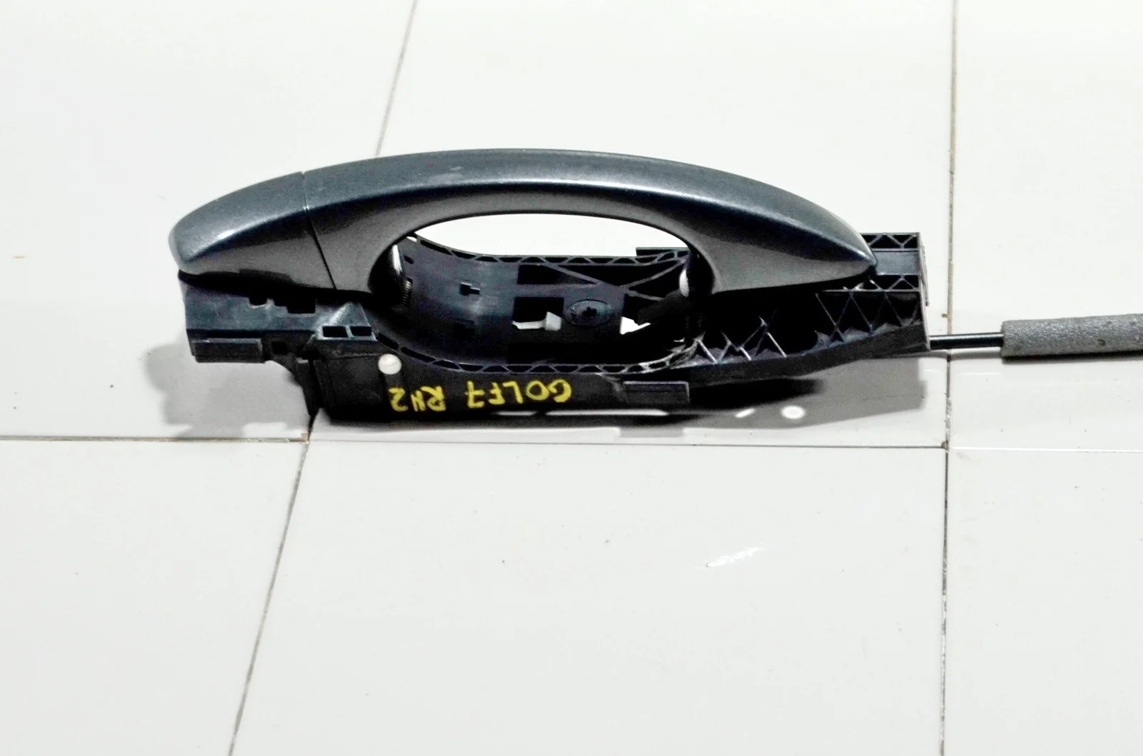 Ручка двери VOLKSWAGEN GOLF 5G0837206N 5G1, задняя правая