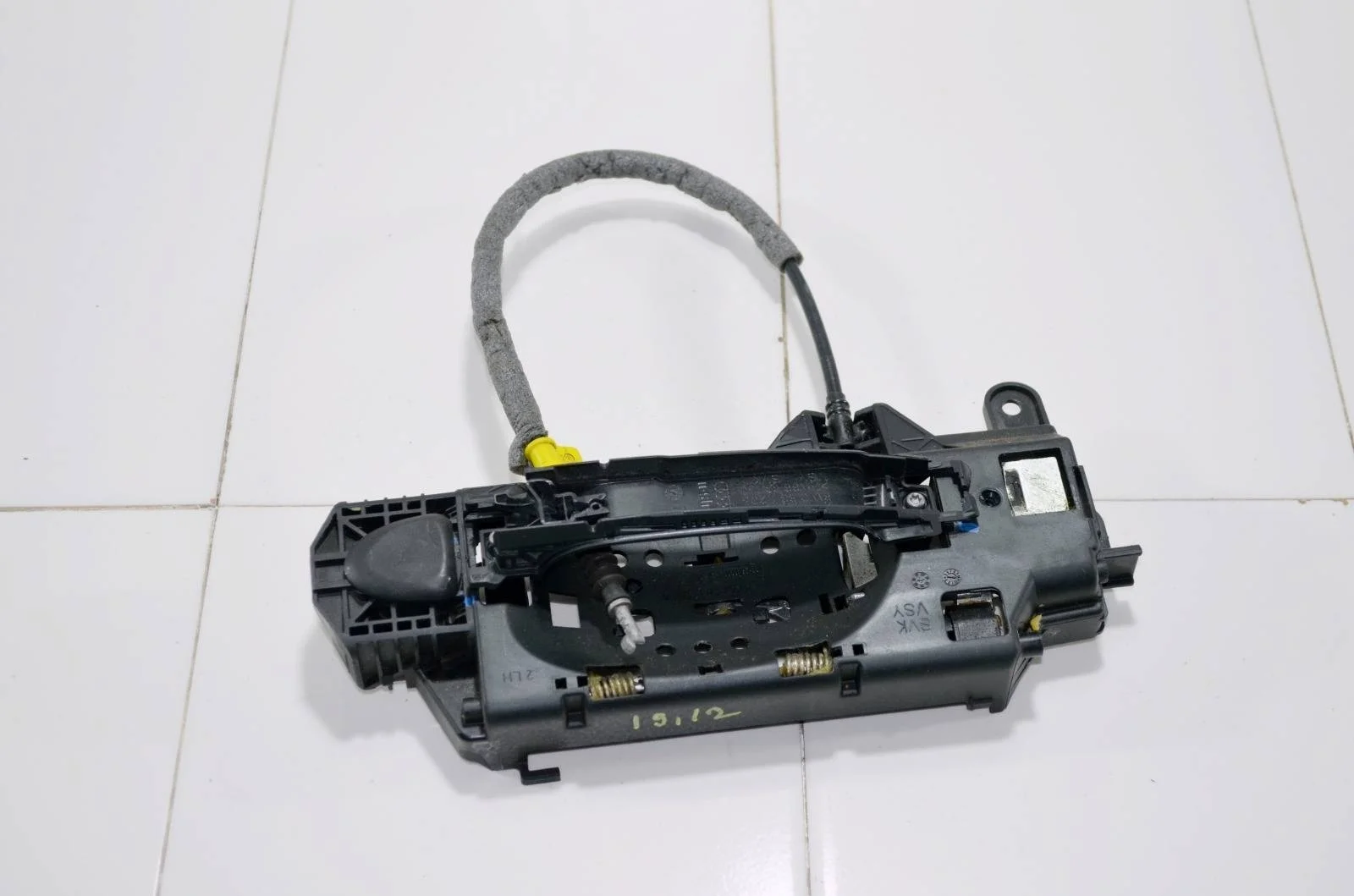 Кронштейн ручки двери AUDI A5 8W01837811A F5, передний левый