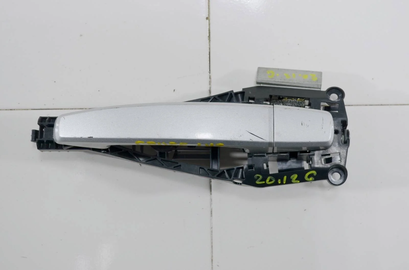 Ручка двери CHEVROLET CRUZE 25936893 J300, задняя левая