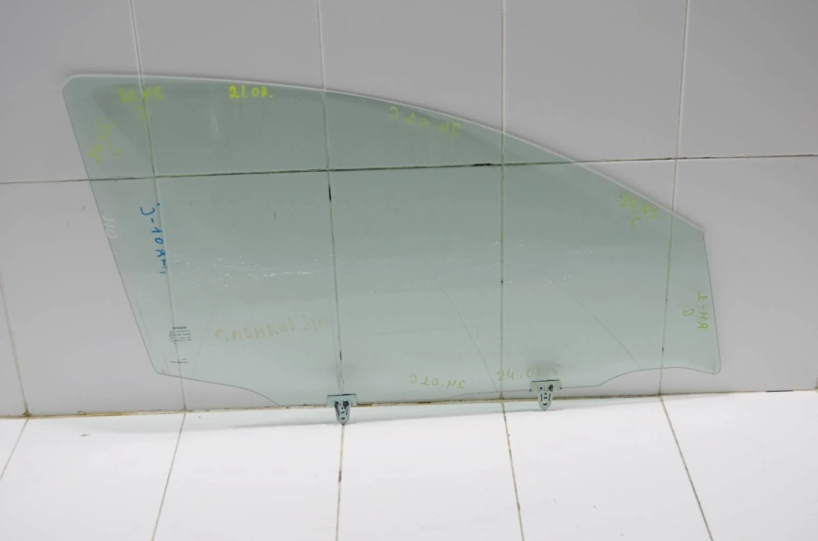 Стекло двери NISSAN QASHQAI 2009 803001YA0A J10, переднее правое