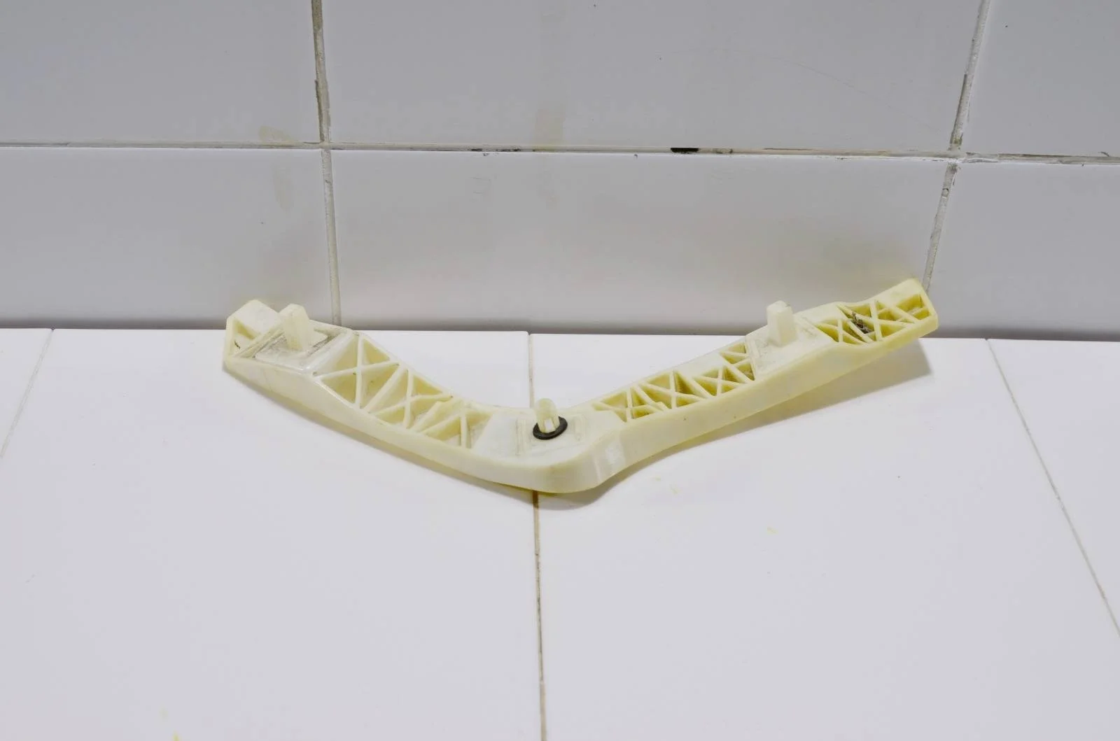 Кронштейн бампера NISSAN MURANO 852271AA0A Z51, задний левый