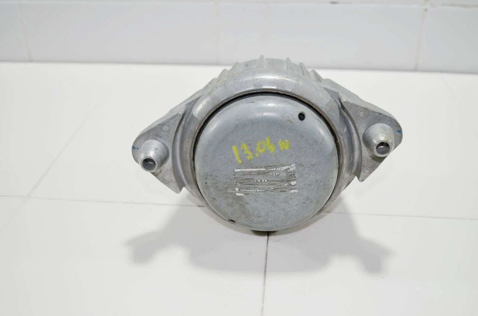 Опора двигателя Mercedes-Benz E-Class 2009-2016 A2122404217 W212