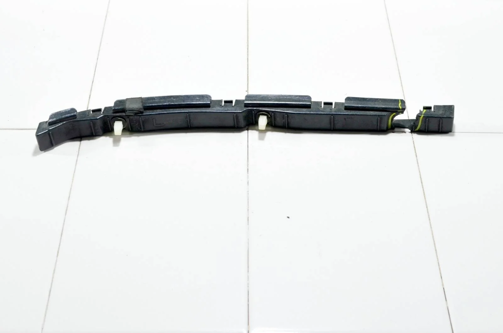 Кронштейн бампера HYUNDAI SANTA FE 865152B000 CM, передний левый