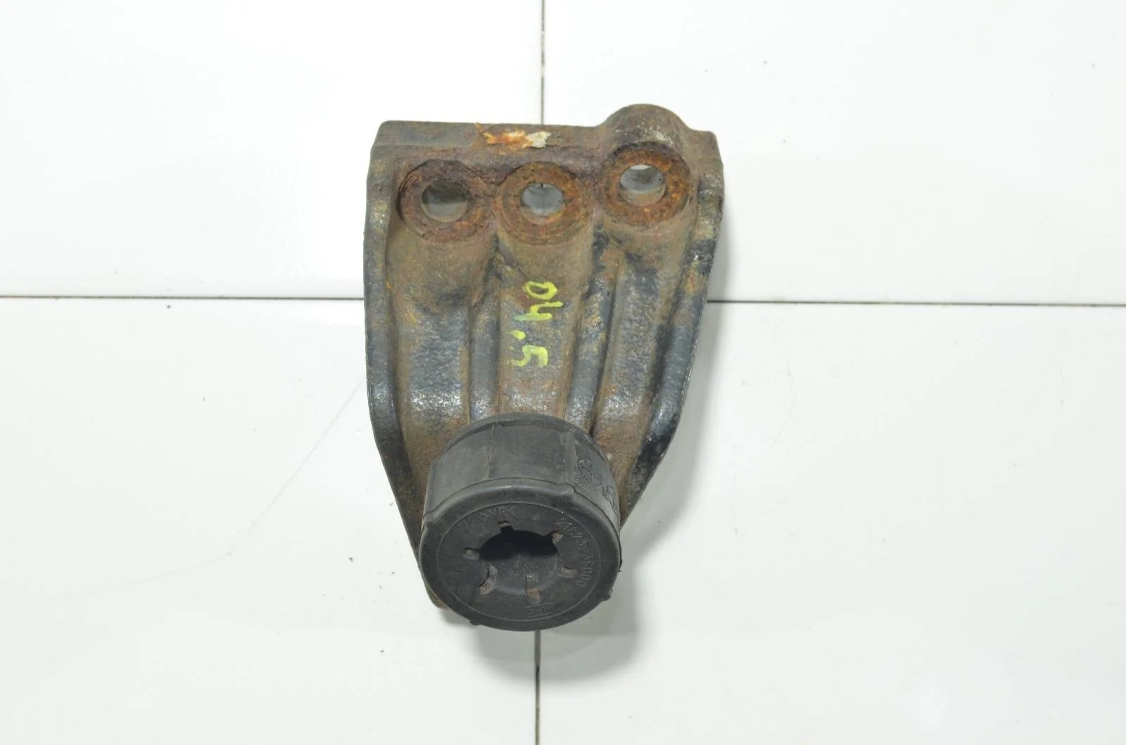 Опора двигателя Kia SPORTAGE 2010-2017 218252S000 QL