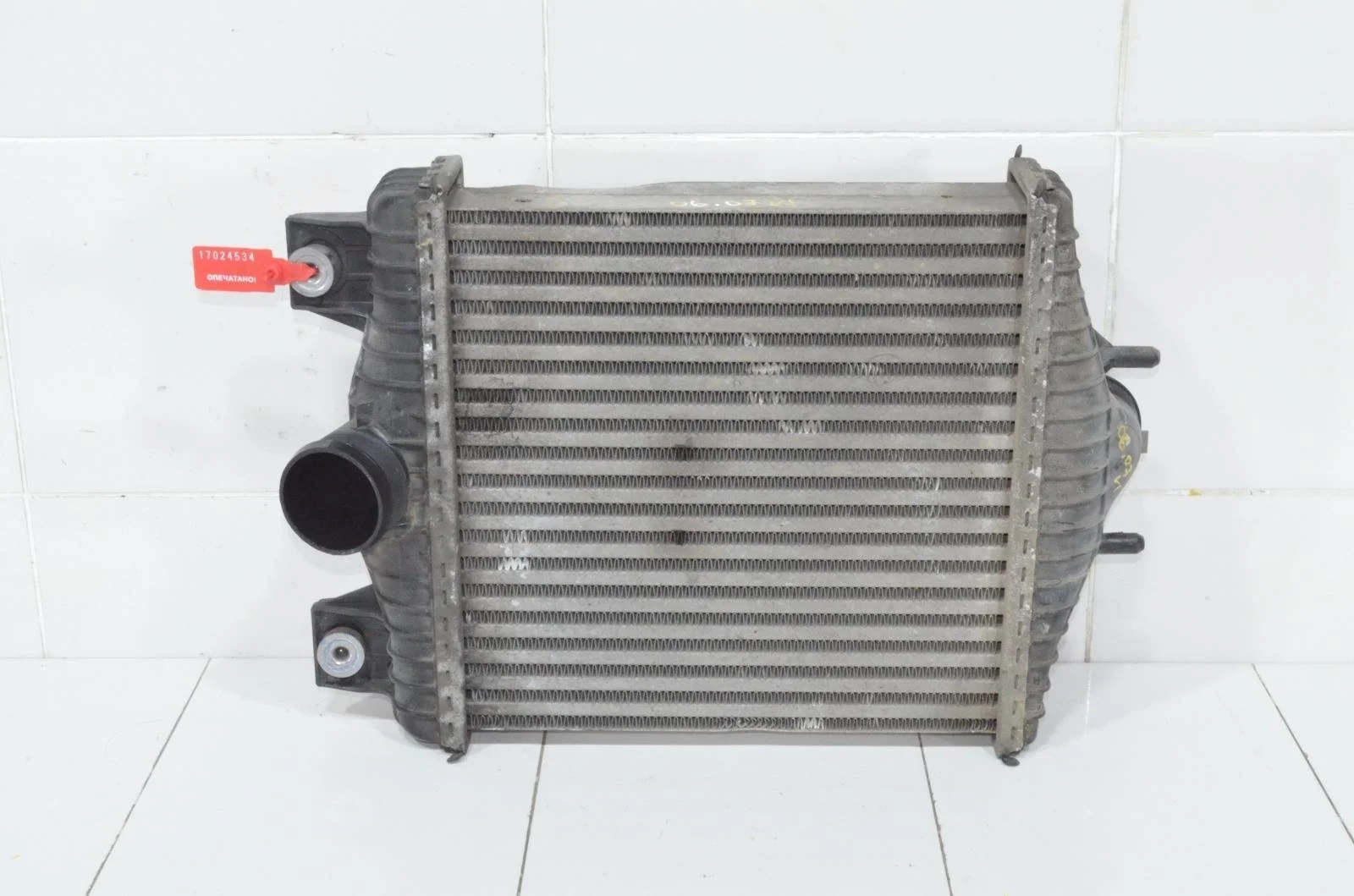 Интеркулер LAND ROVER RANGE ROVER SPORT 2013+ LR036432 L494