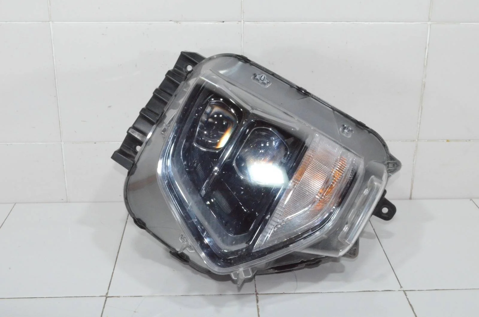 Фара HYUNDAI SANTA FE 2018+ 92101S1100 TM, левая