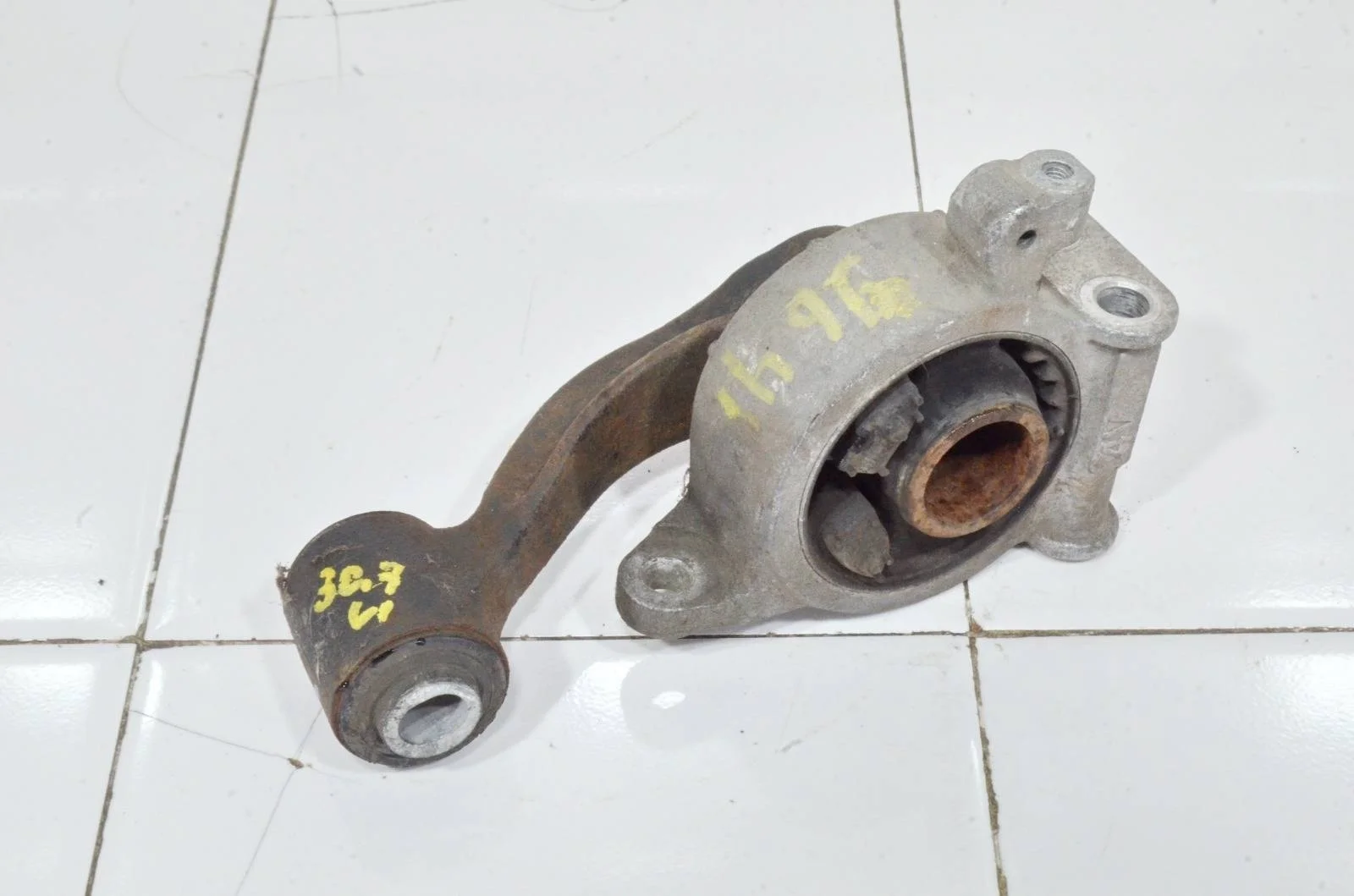 Опора двигателя NISSAN MURANO 2016 113604RA0A Z52 VQ35DE