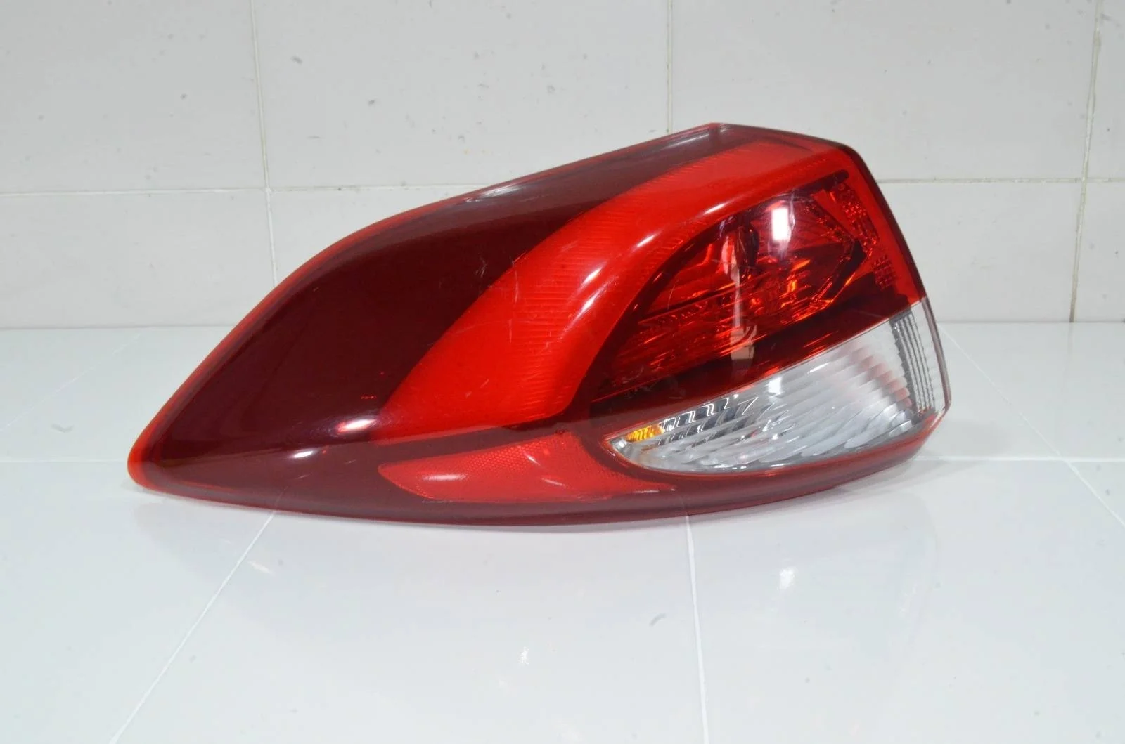 Фонарь Hyundai Tucson 2015+ 92401D7100 TL, задний левый