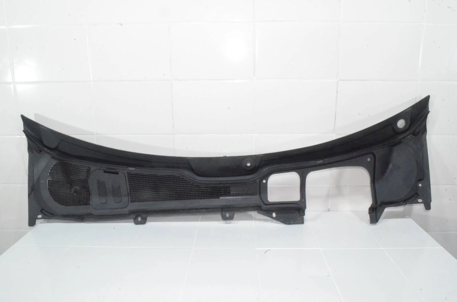 Жабо решетка Land Rover RANGE ROVER EVOQUE 2011-2018 LR027199 L538