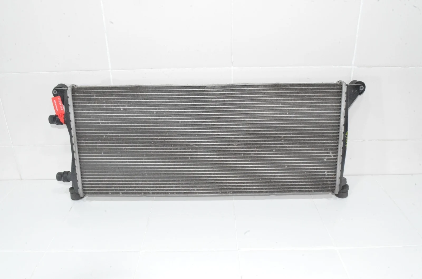 Радиатор охлаждения MERCEDES-BENZ GL-Class 2015 A0995001403 X166