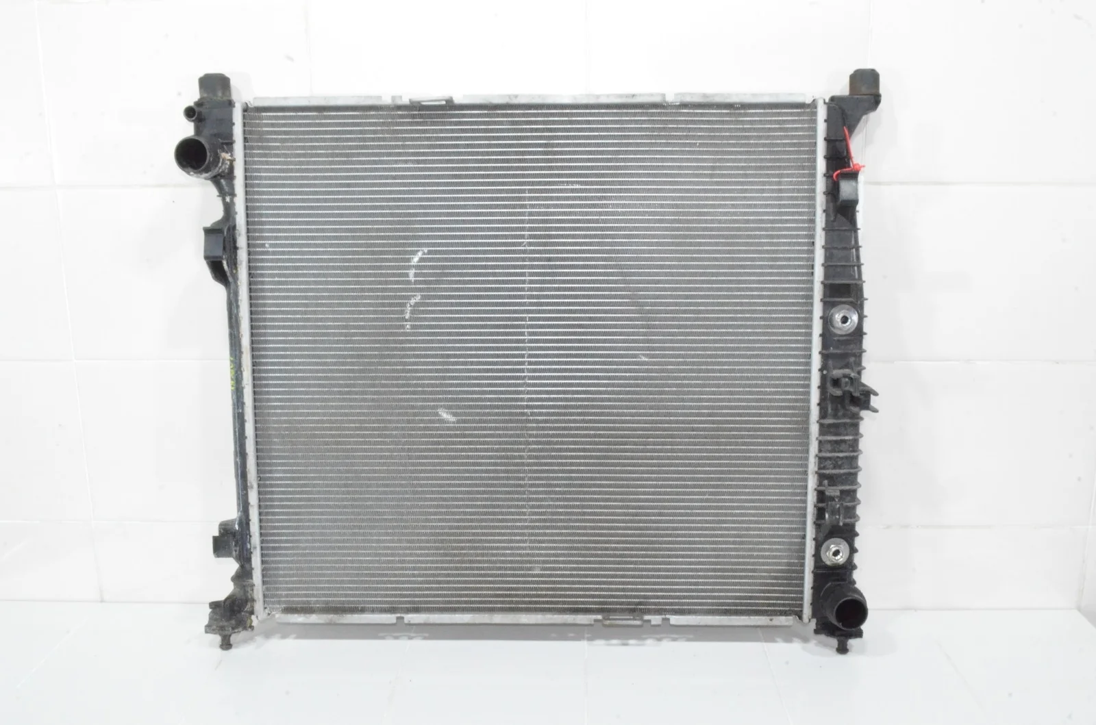 Радиатор охлаждения MERCEDES-BENZ GL-Class 2015 A0995001303 X166