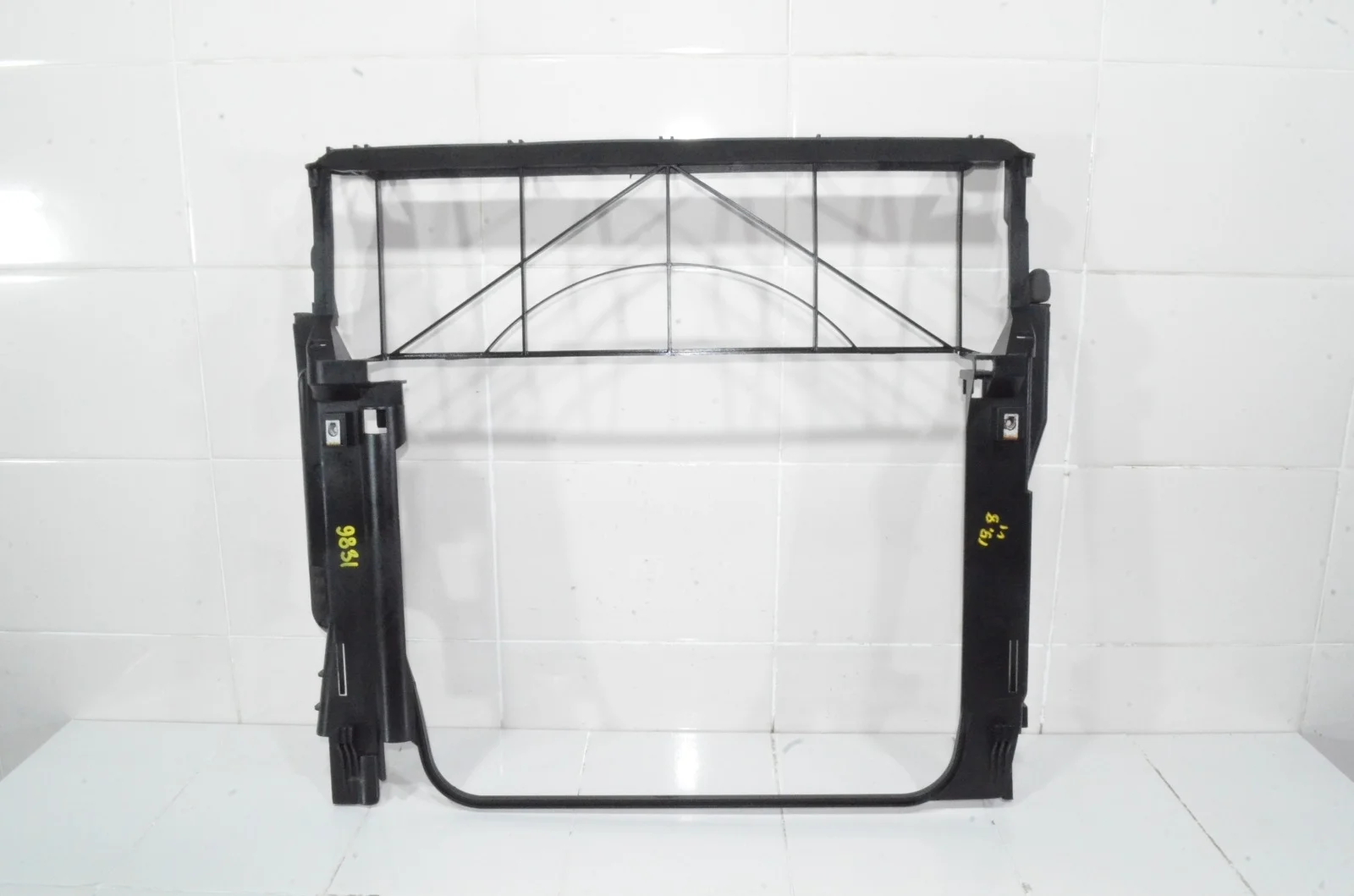 Рамка радиатора BMW X5 2001 17101439105 E53