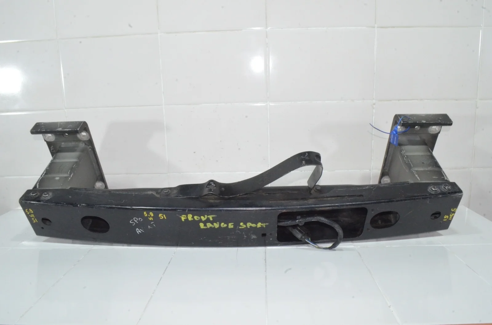 Усилитель бампера Land Rover RANGE ROVER 2012+ LR034394 L405, передний