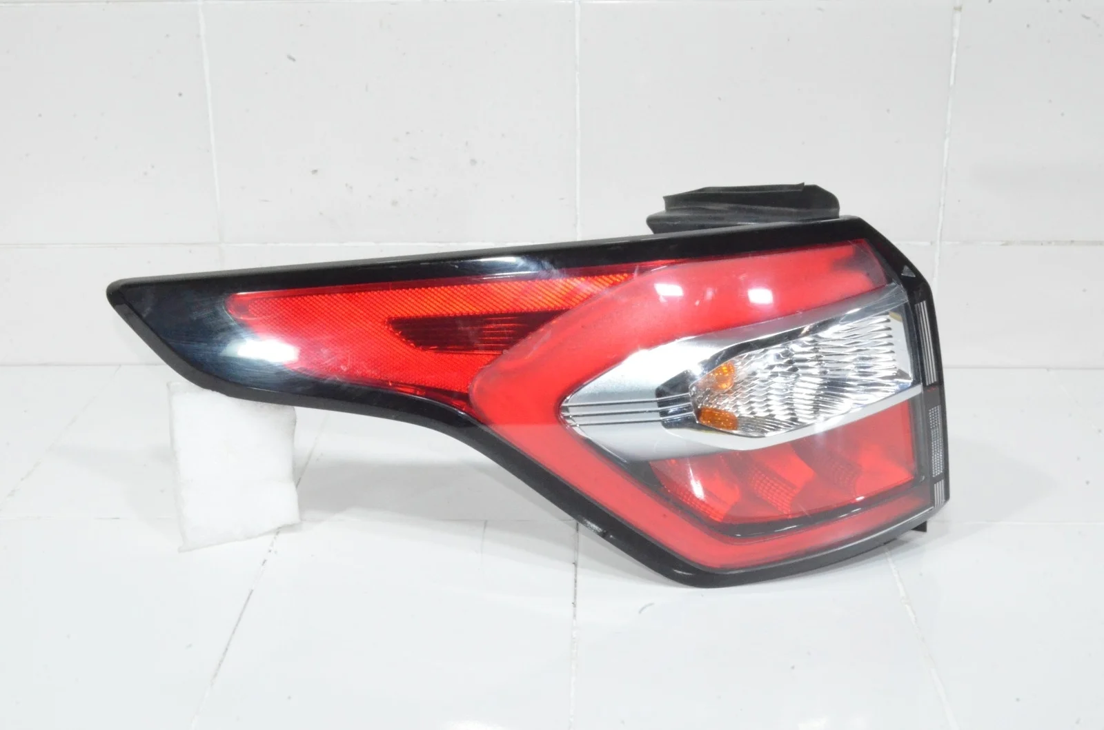 Фонарь Ford Kuga 2016+ 2069450 CBS, левый