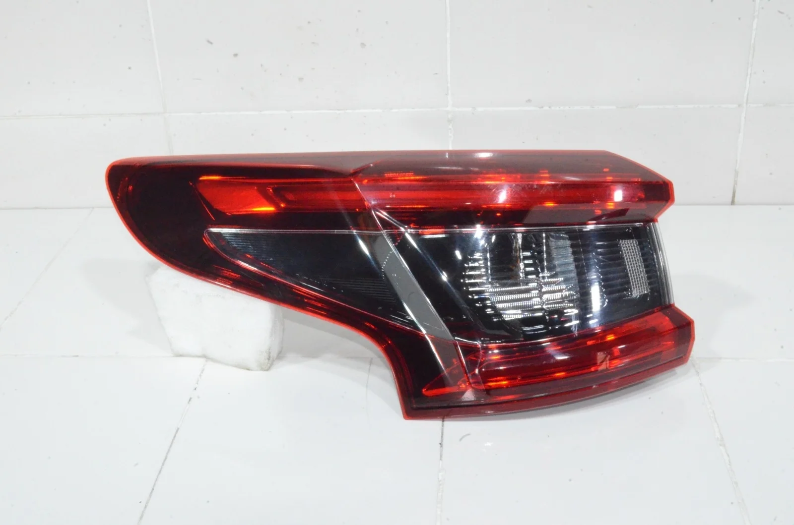 Фонарь NISSAN QASHQAI 2017+ 26555HV00A J11, левый