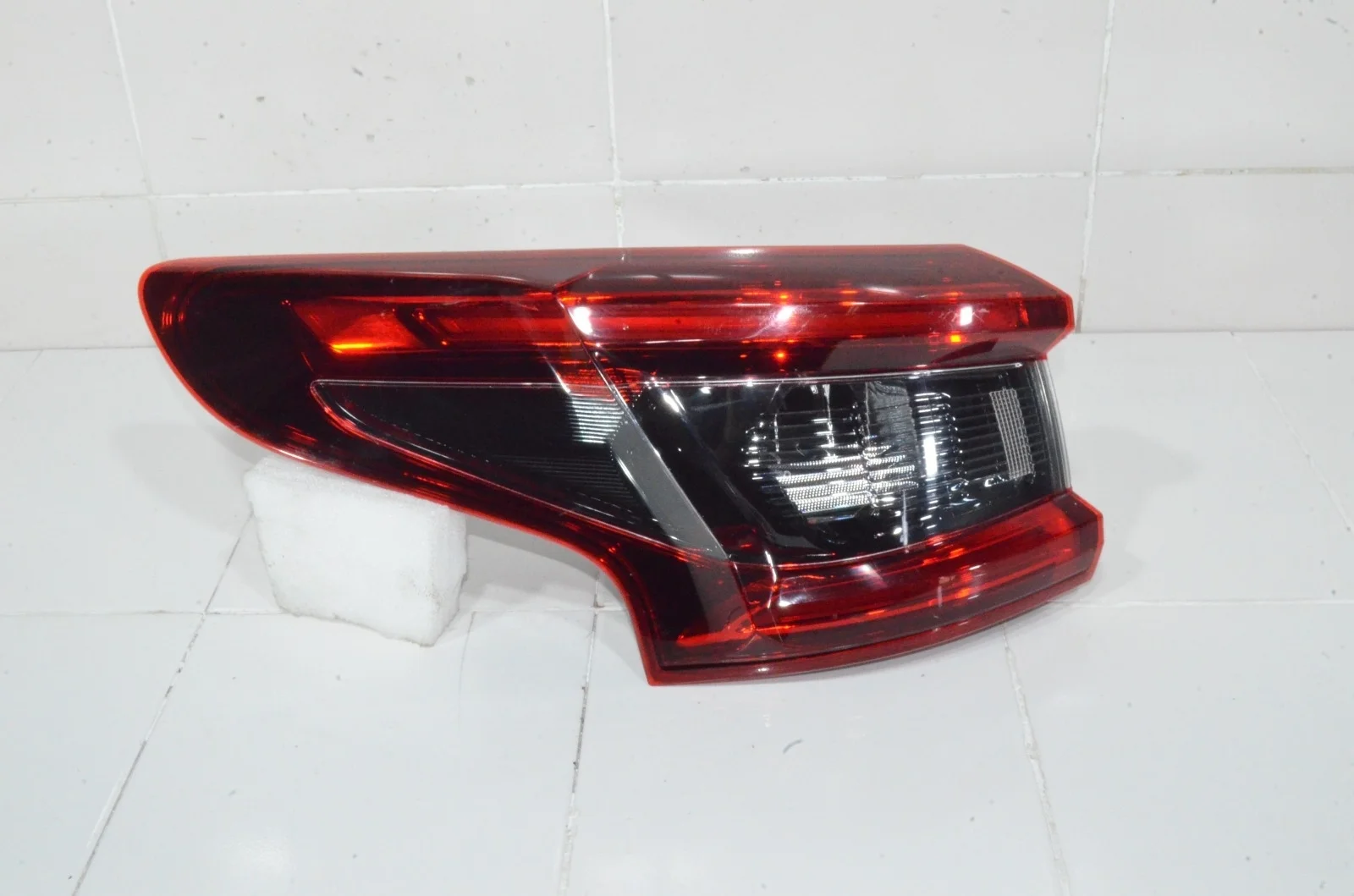 Фонарь NISSAN QASHQAI 2017+ 26555HV00A J11, левый