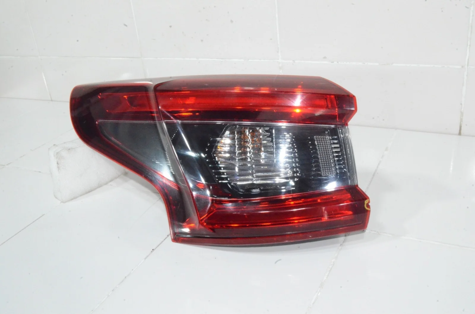 Фонарь NISSAN QASHQAI 2017+ 26555HV00A J11, левый