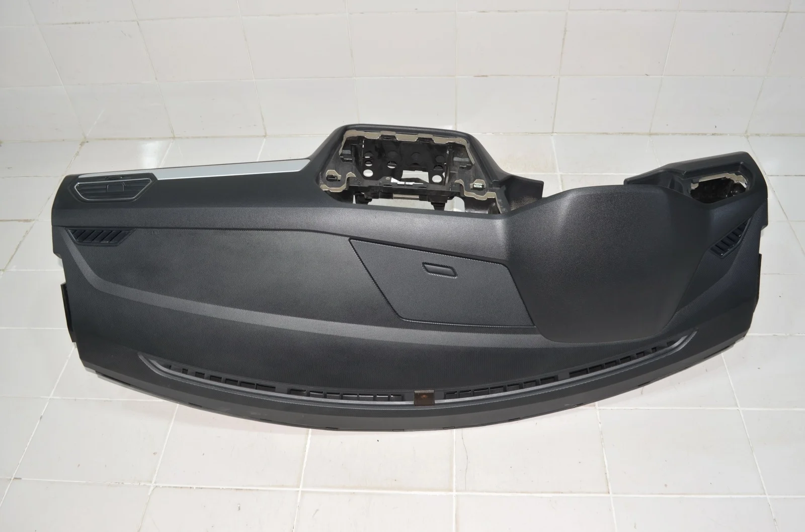 Торпедо VOLKSWAGEN TIGUAN 2016+ 5NB857181B AD1