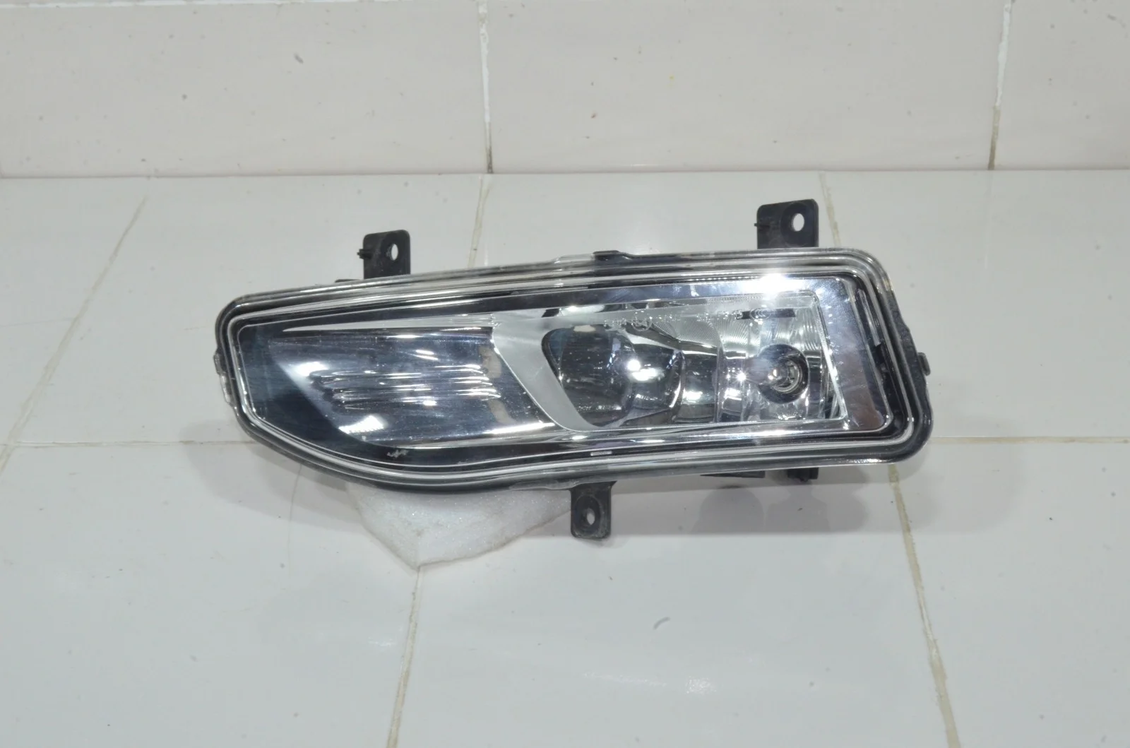 ПТФ NISSAN X-TRAIL 2018 261558995A T32, передний левый