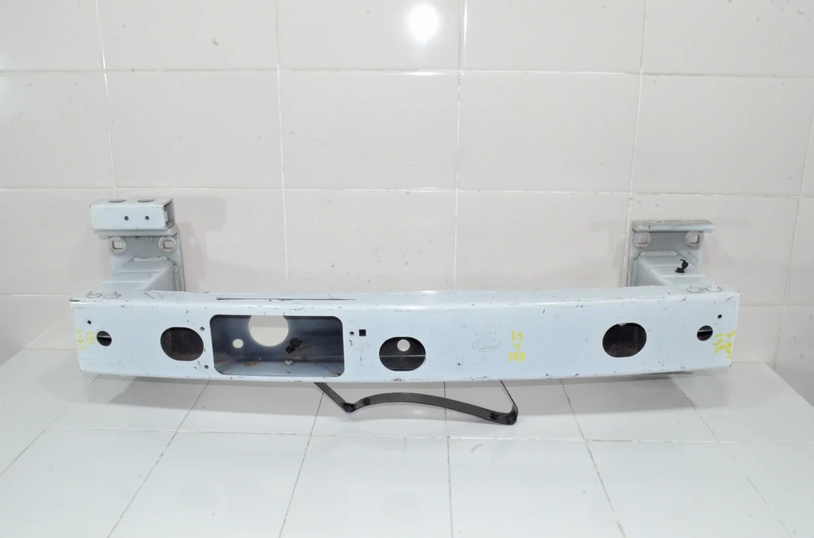 Усилитель бампера LAND ROVER Range Rover Sport 2013+ LR034394 L494, передний