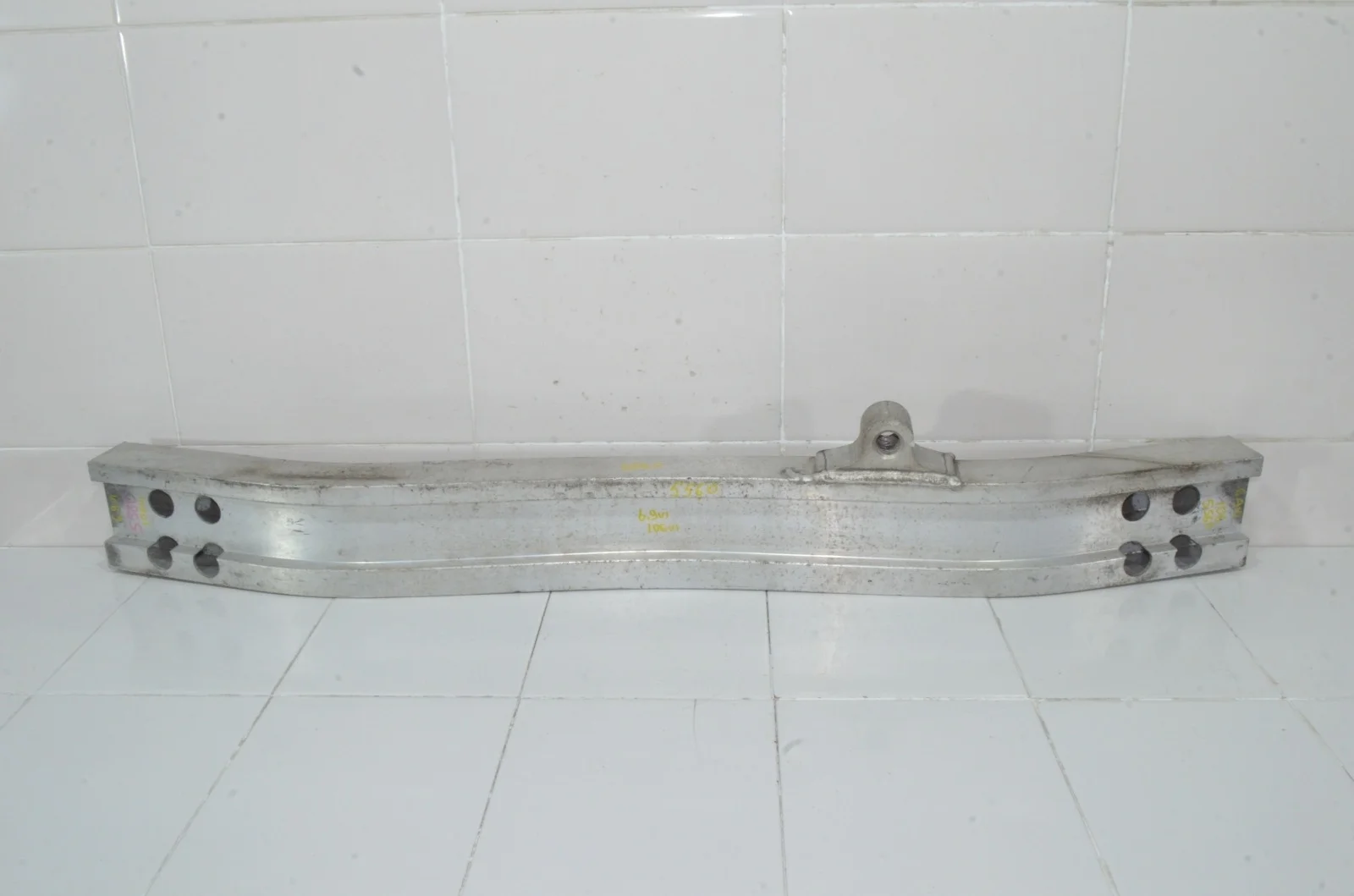 Усилитель бампера INFINITI EX35 2007+ 620301BA0A J50, передний