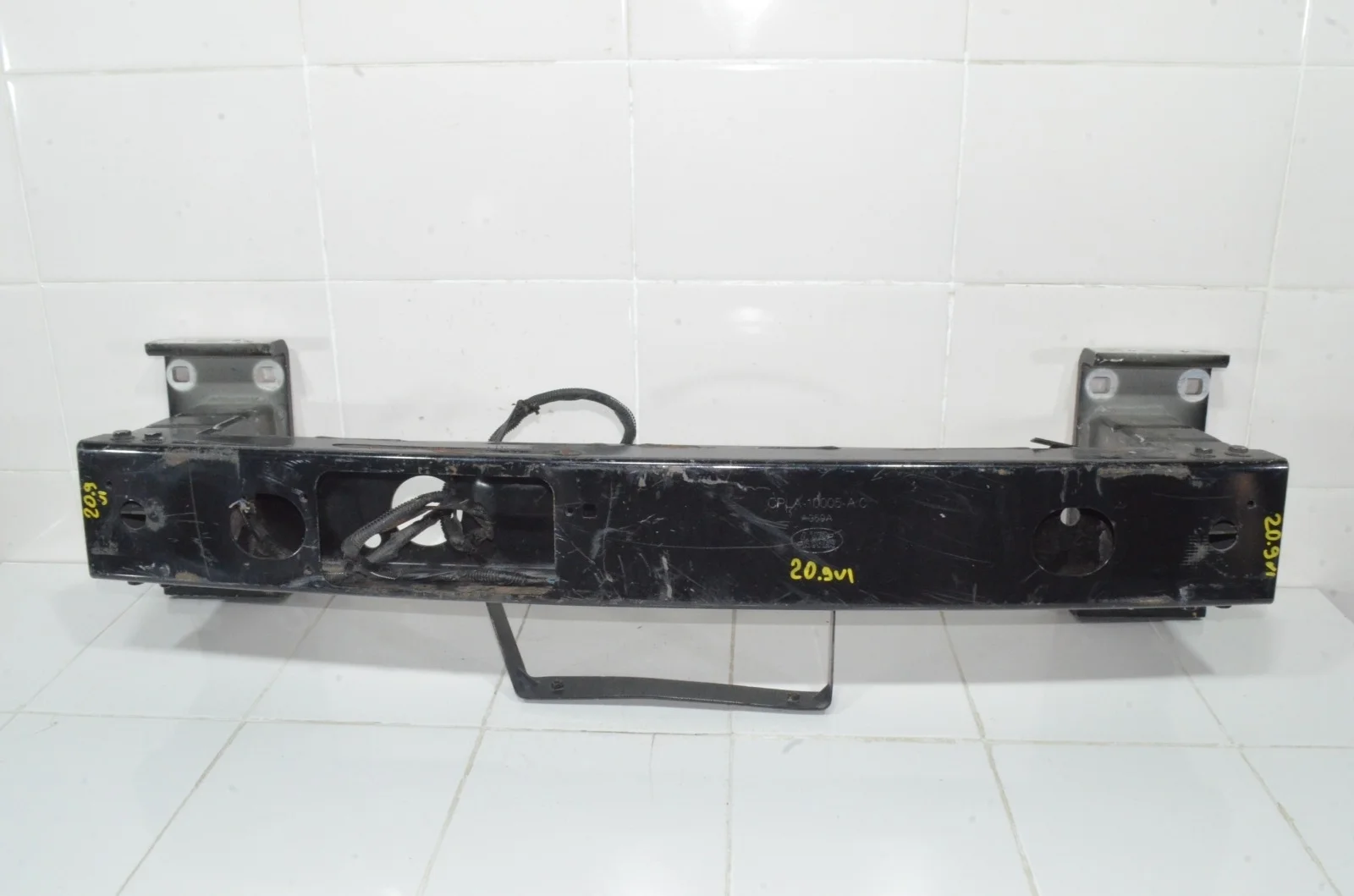 Усилитель бампера LAND ROVER RANGE ROVER 2012+ LR034394 L405, передний