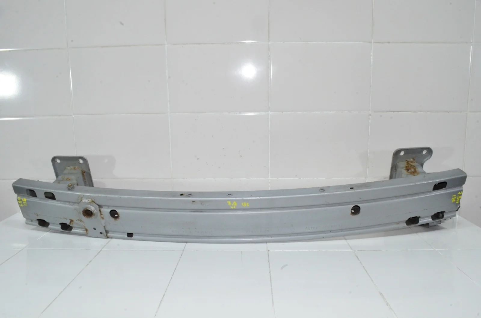 Усилитель бампера NISSAN QASHQAI 2013+ F20304EAMA J11, передний